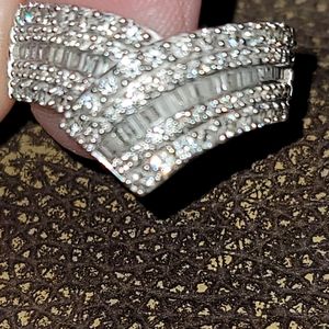 1 CT diamond ring, 10K white gold, size 7